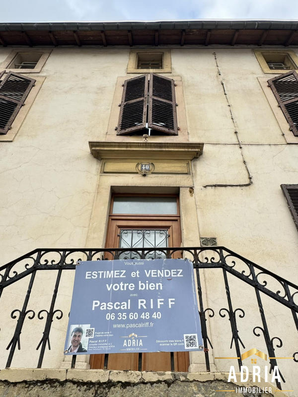 Maison ancienne - 161 m² - 8 pièces