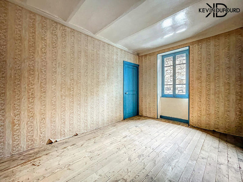 Maison de village - 100 m² - 6 pièces