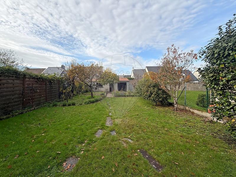 Maison - 96 m² - 5 pièces