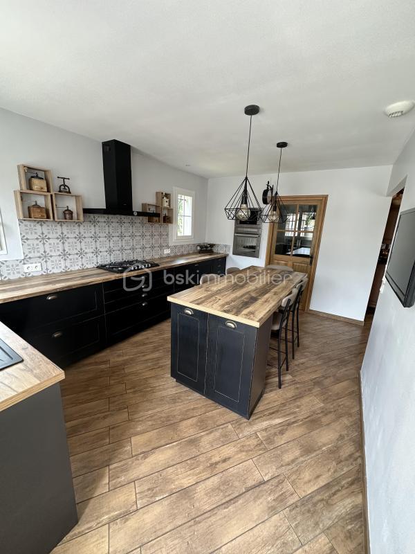 Villa - 157 m² - 5 pièces