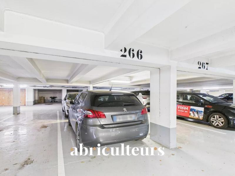 Appartement - 86 m² - 4 pièces