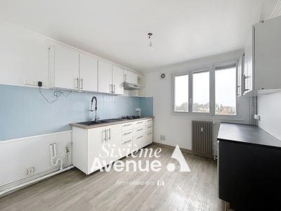 Appartement - 75 m² - 4 pièces