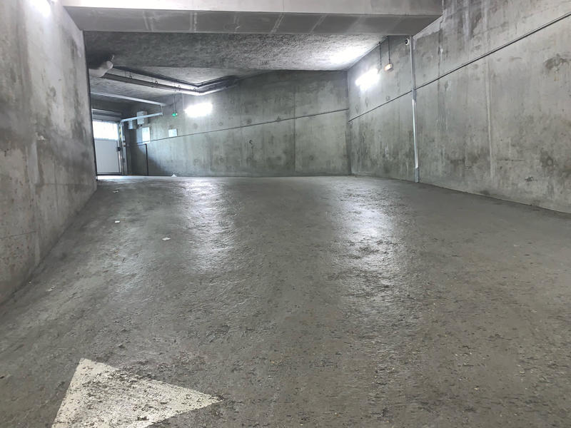 Parking / Garage - 149 m²
