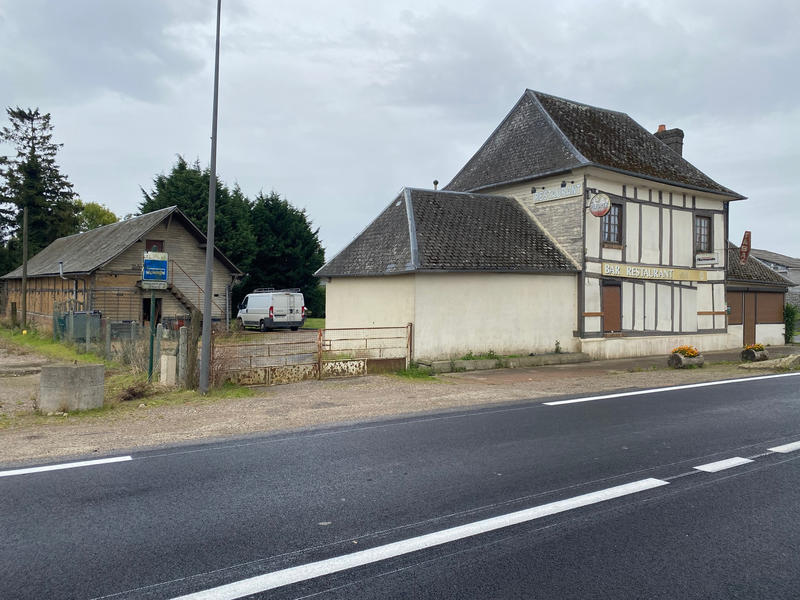 Local commercial - 124 m²