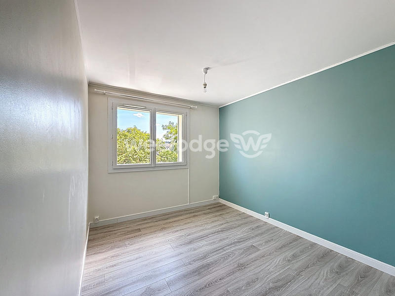 Appartement - 81 m² - 5 pièces