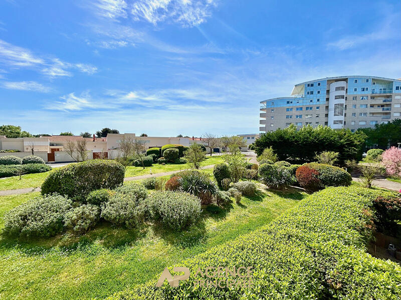 Appartement - 64 m² - 2 pièces