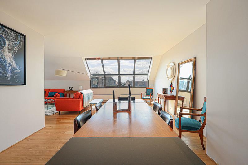 Appartement - 153 m² - 6 pièces