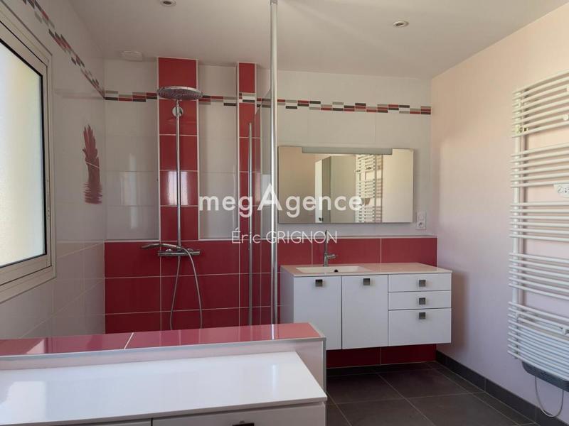 Maison - 190 m² - 6 pièces