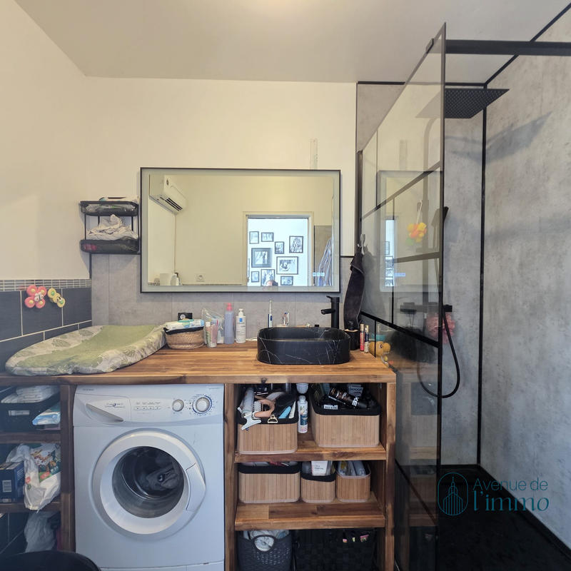 Appartement - 82 m² - 3 pièces