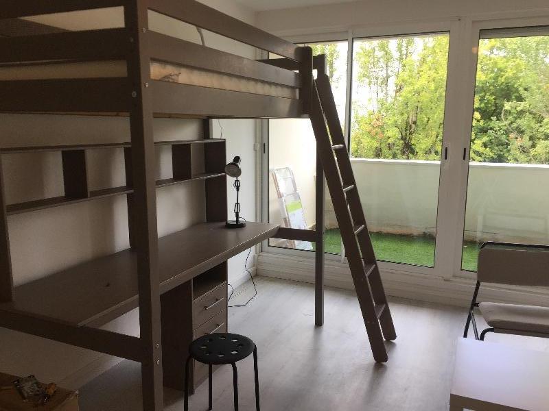 Studio - 30 m² - 1 pièce