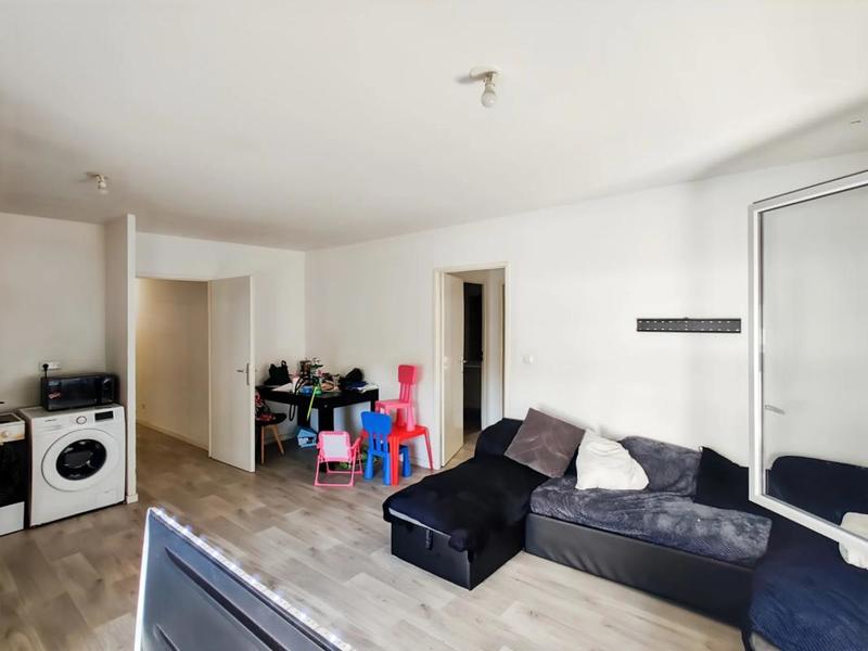 Appartement - 81 m² - 4 pièces