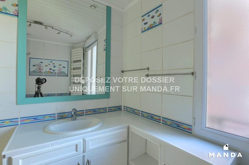 Chambre - 12 m² - 5 pièces