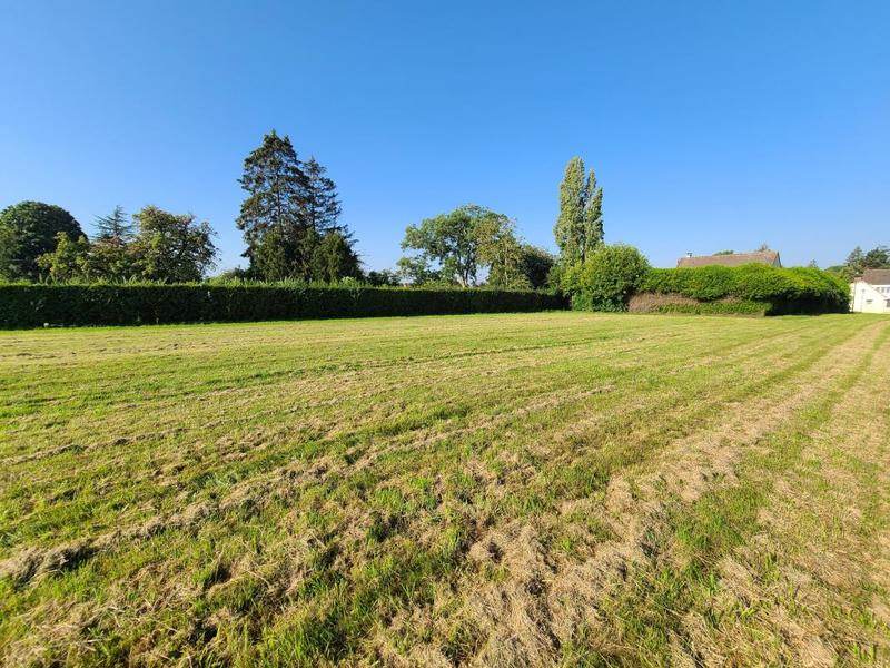Terrain constructible - 1 288 m²