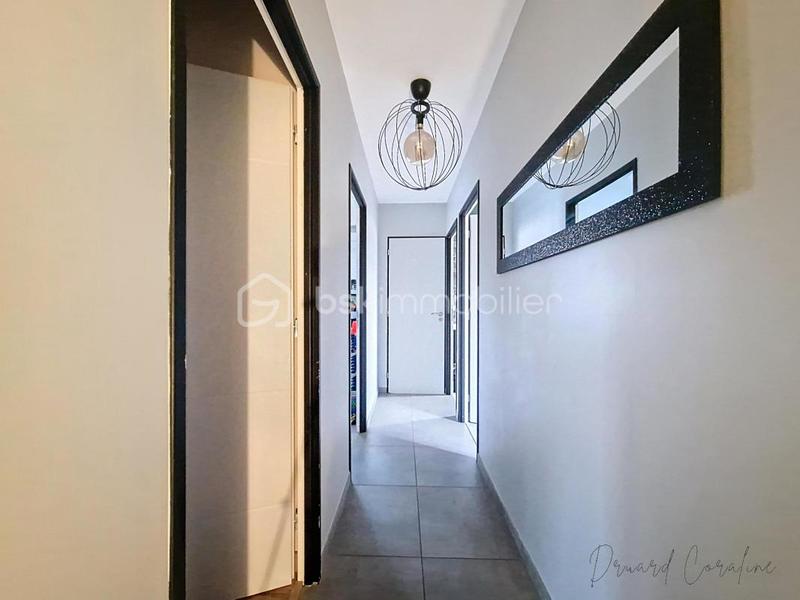 Maison - 102 m² - 4 pièces