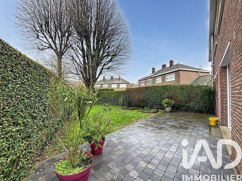 Maison - 110 m² - 6 pièces