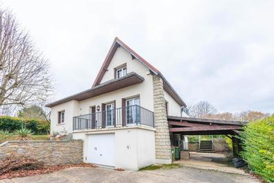 Maison - 122 m² - 5 pièces