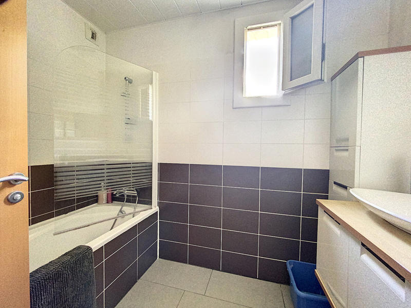 Appartement - 97 m² - 5 pièces