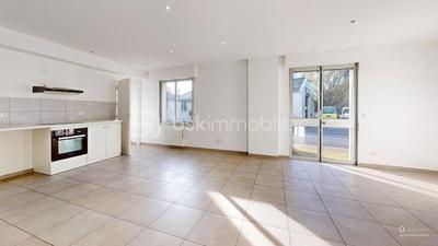 Maison - 110 m² - 4 pièces