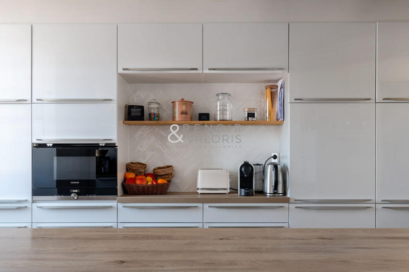 Appartement - 112 m² - 6 pièces