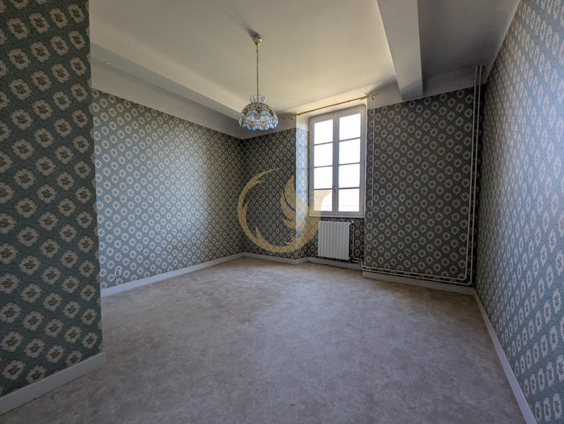 Maison ancienne - 200 m² - 8 pièces