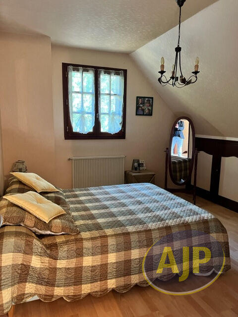 Maison - 143 m² - 6 pièces