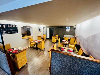 Local commercial - 150 m² - 2 pièces