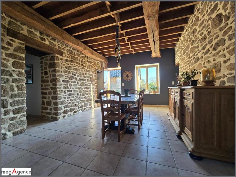 Maison - 155 m² - 7 pièces