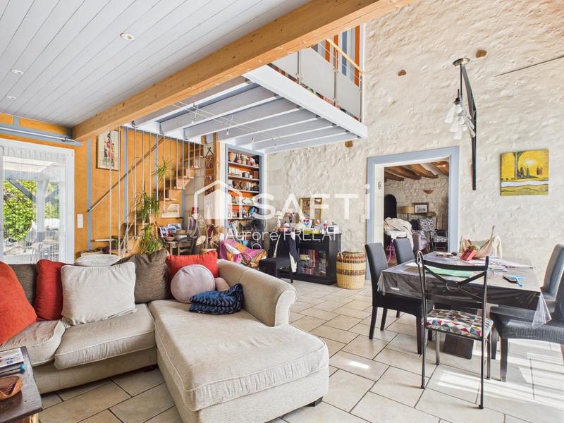 Maison - 200 m² - 7 pièces