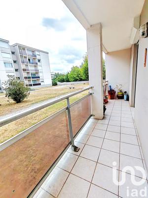 Appartement - 85 m² - 5 pièces