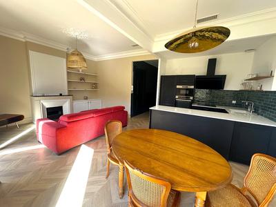 Appartement - 80 m² - 3 pièces