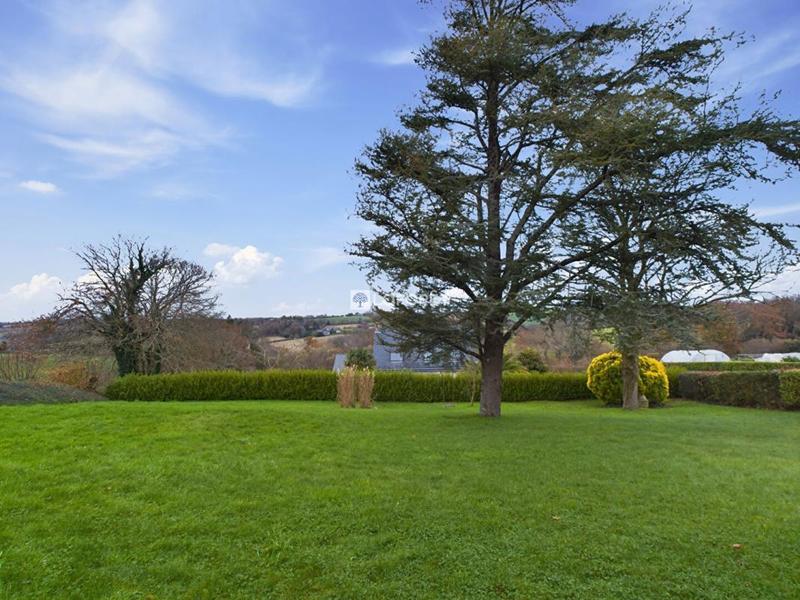 Maison - 175 m² - 8 pièces