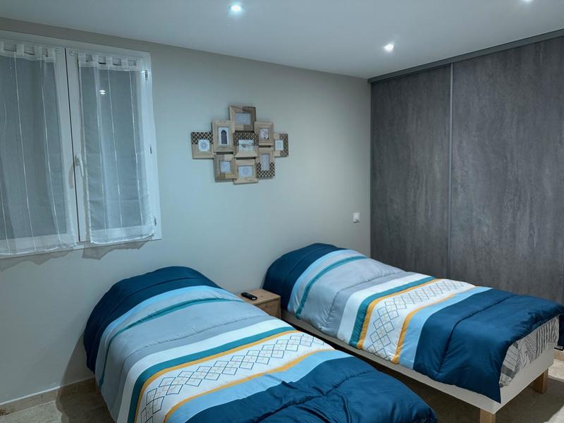 Villa - 200 m² - 7 pièces