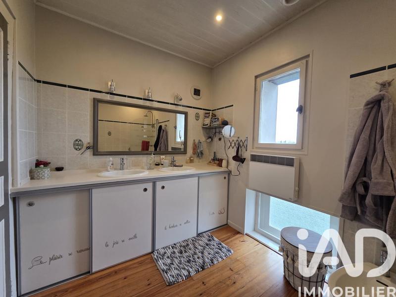 Maison - 225 m² - 5 pièces