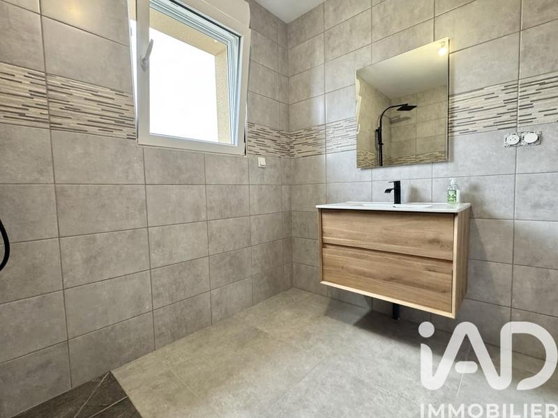 Maison - 99 m² - 4 pièces