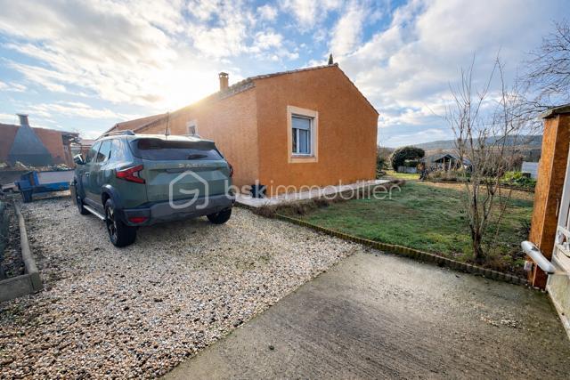 Maison traditionnelle - 136 m² - 6 pièces