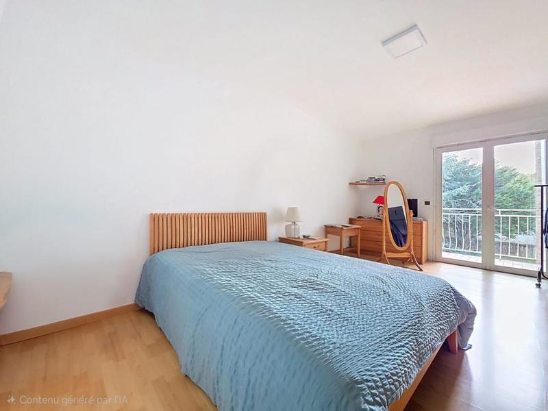 Maison - 211 m² - 6 pièces