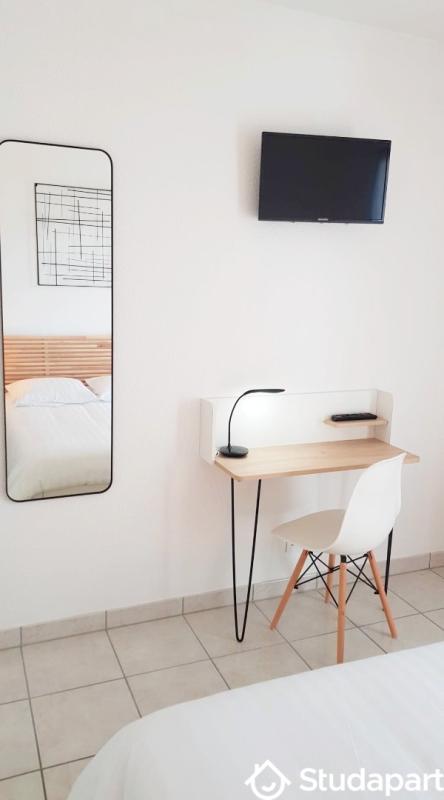 Chambre - 11 m² - 1 pièce