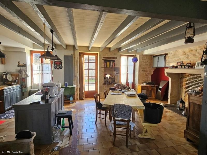 Maison de campagne - 210 m² - 7 pièces