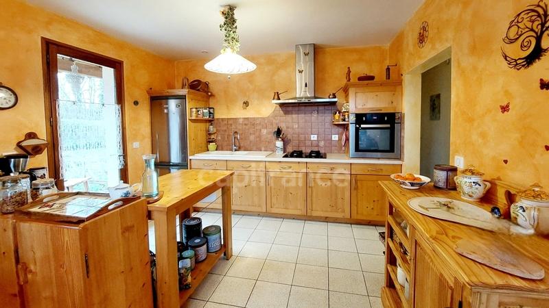 Maison - 151 m² - 6 pièces