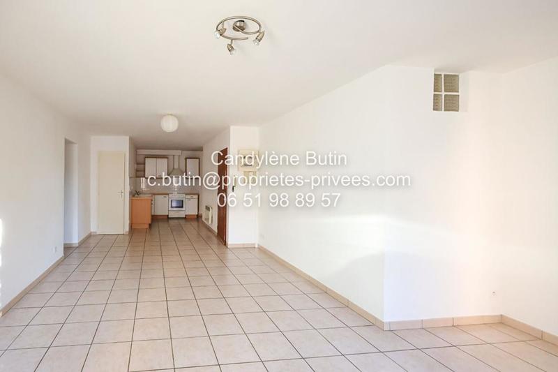 Propriété - 297 m² - 14 pièces