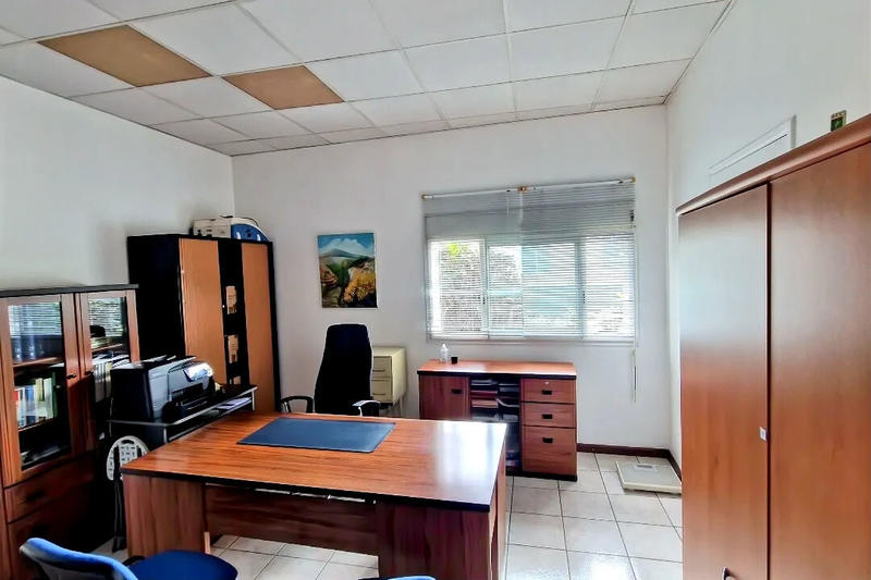 Bureau - 45 m²