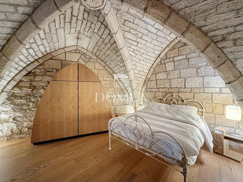 Appartement - 81 m² - 3 pièces