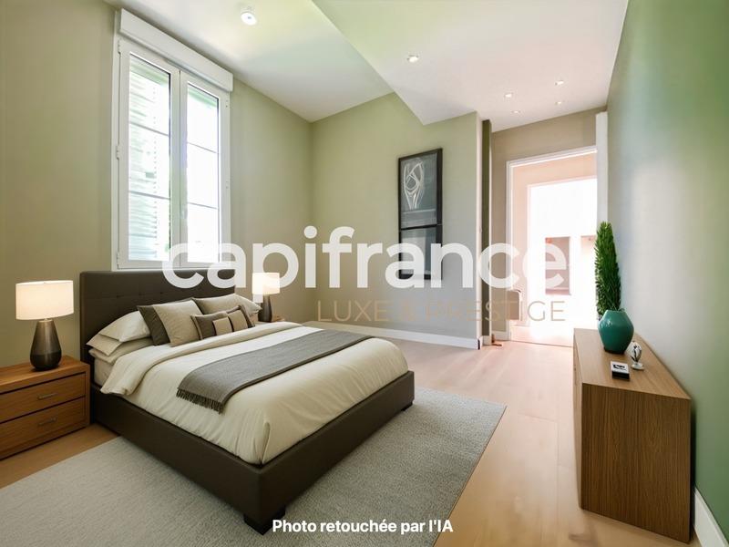 Propriété - 288 m² - 17 pièces