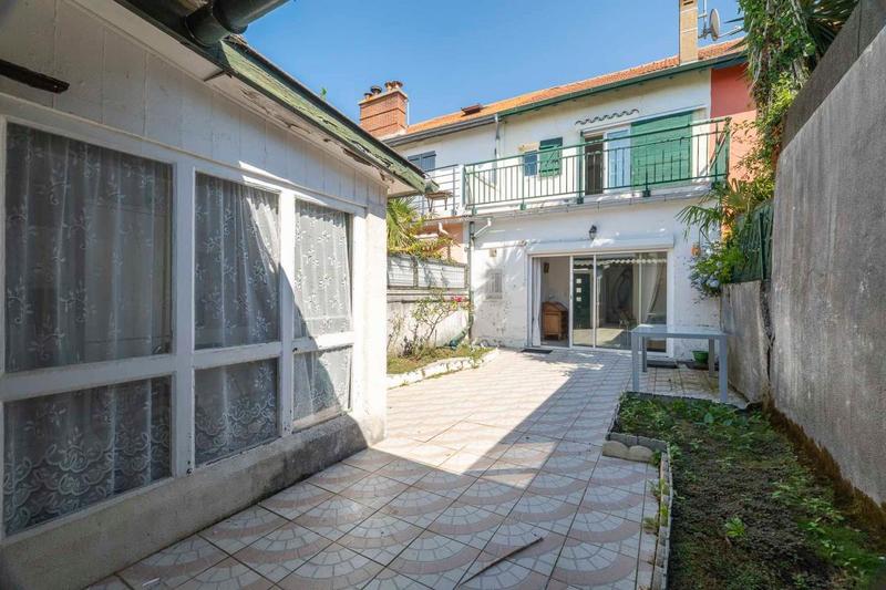 Maison - 73 m² - 3 pièces