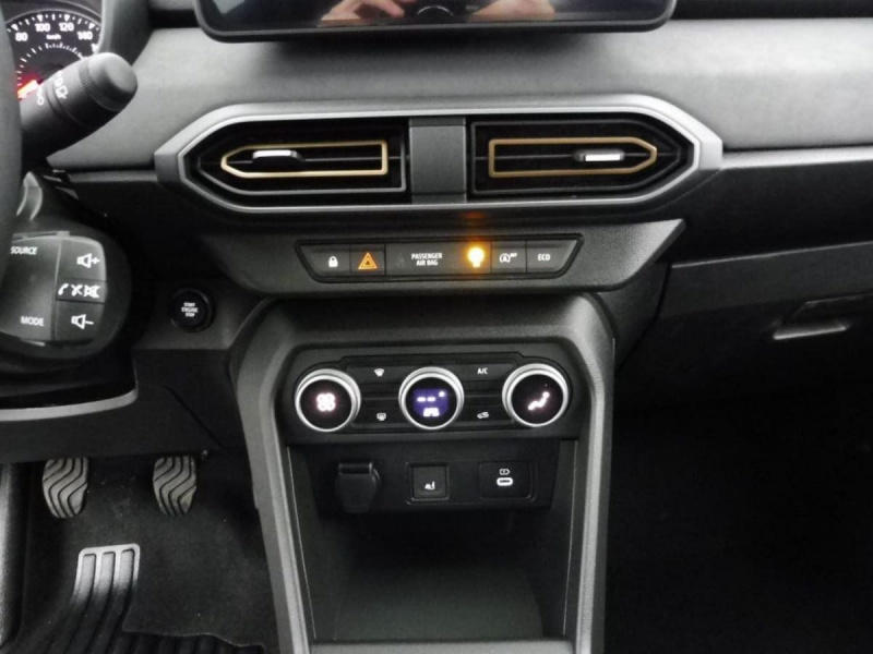 Dacia Jogger 1.0 Tce 110ch Extreme 7 Places -24