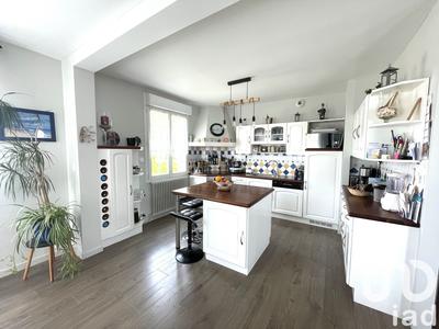 Maison - 142 m² - 7 pièces