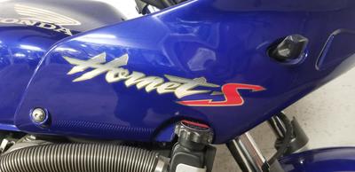 Honda Hornet 600 s honda bleu 0600 678