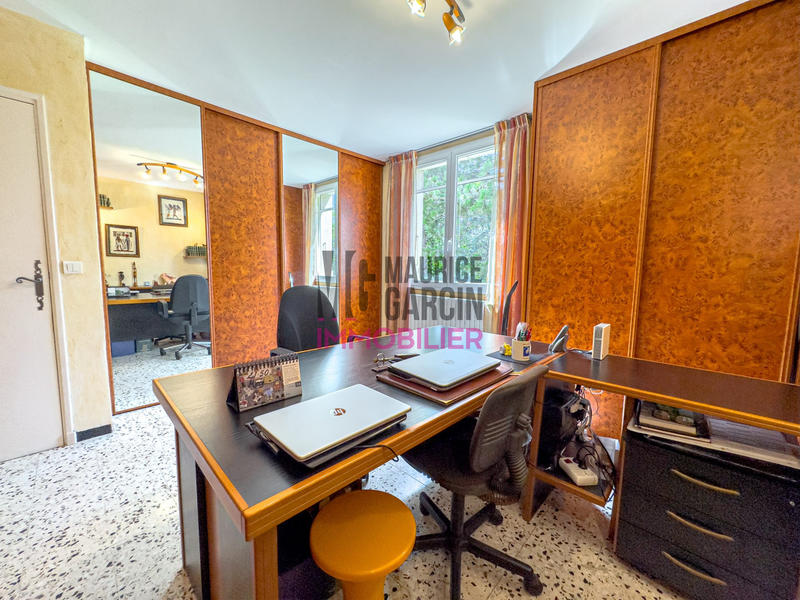 Maison - 184 m² - 5 pièces