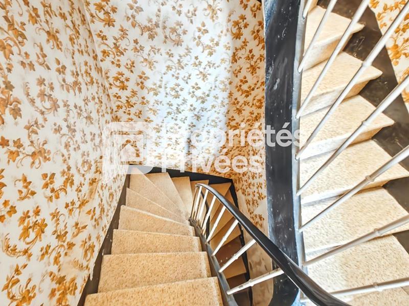 Maison - 97 m² - 5 pièces