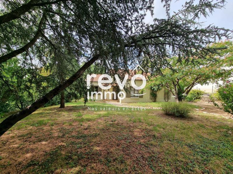 Maison - 213 m² - 7 pièces